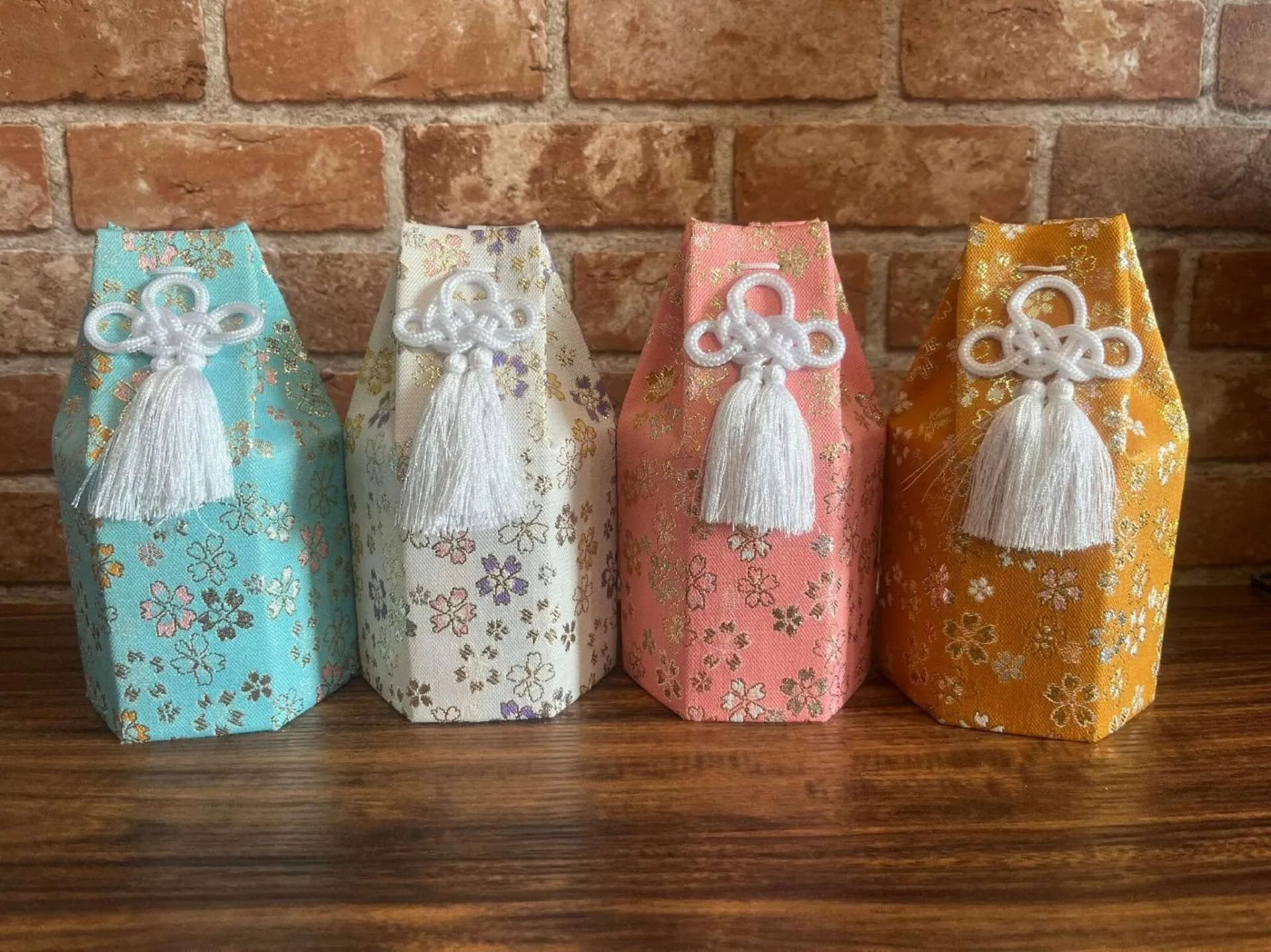 従来デザイン【金さくら】