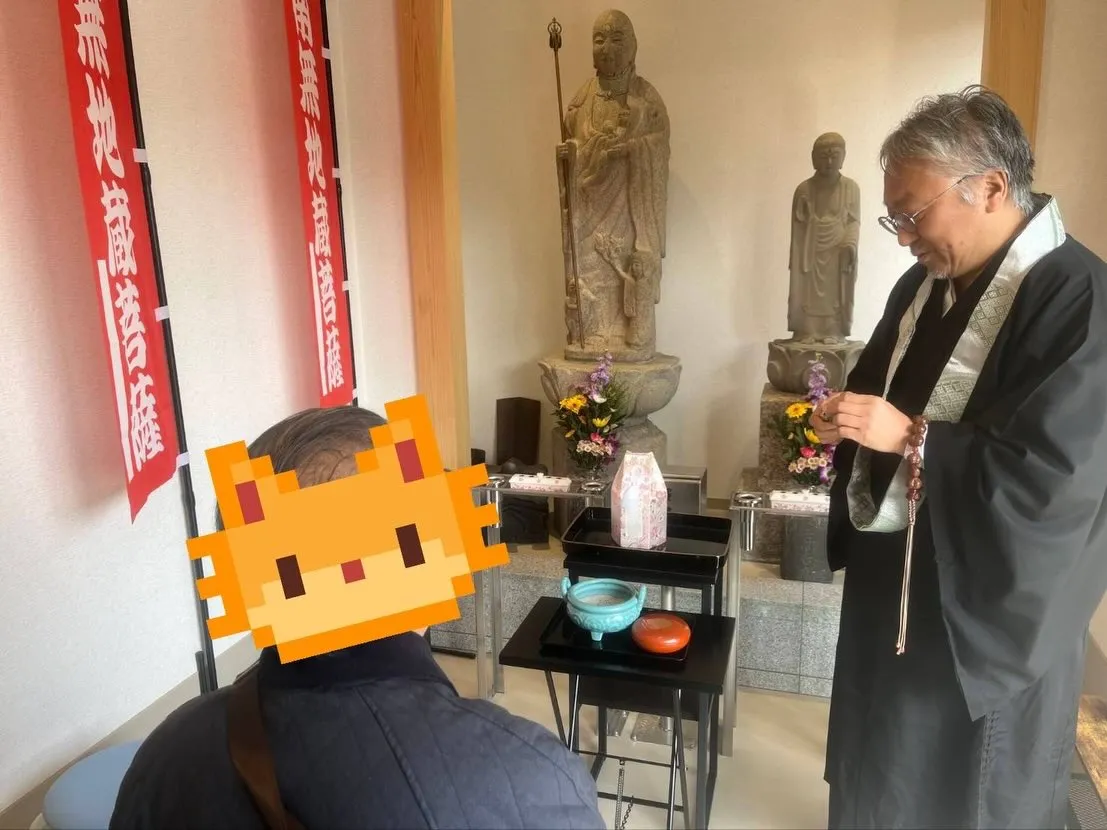 納骨前の読経とお焼香